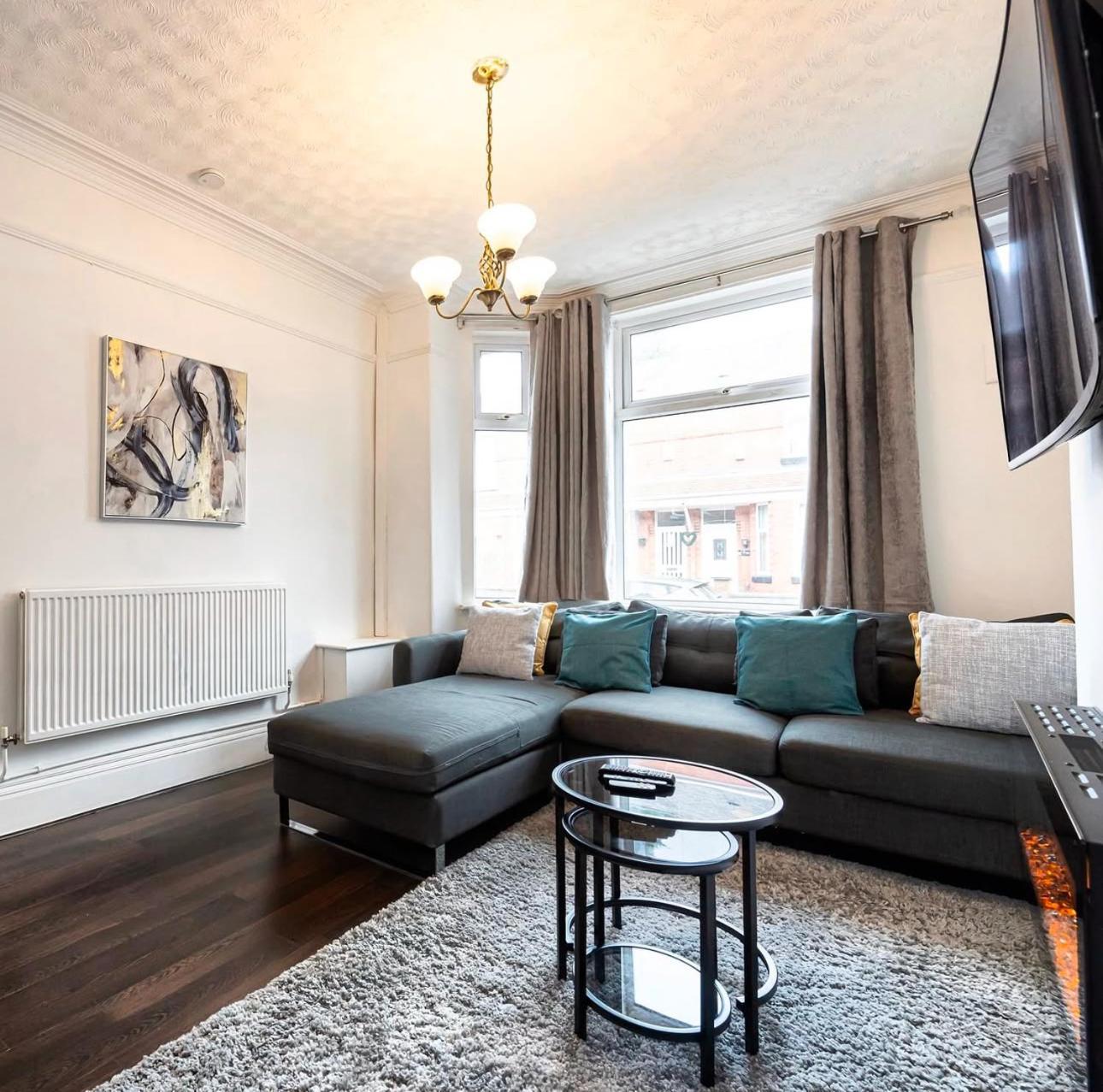 Bright & Modern 3 Bedroom Old Trafford Home Manchester Eksteriør bilde