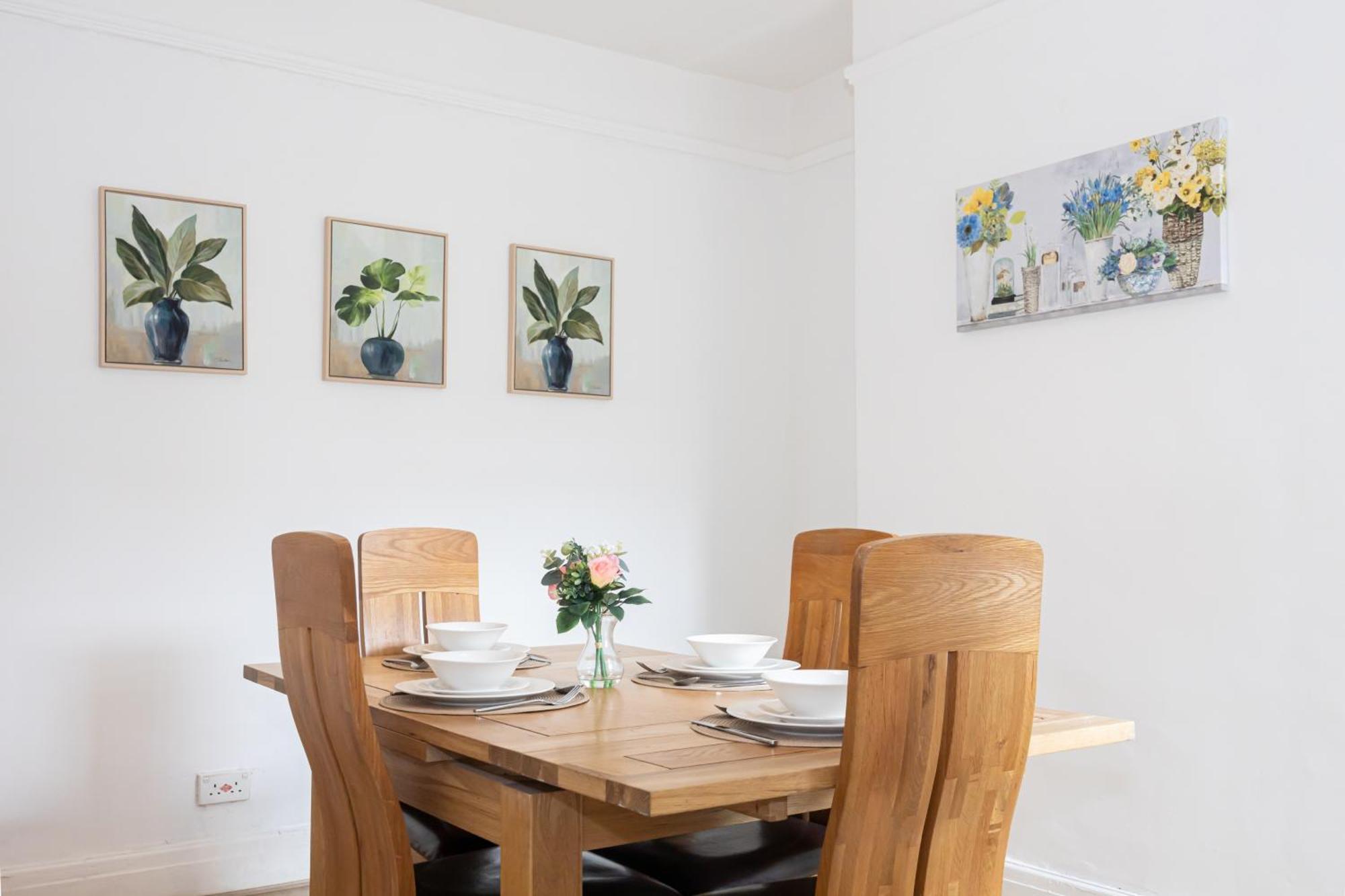 Bright & Modern 3 Bedroom Old Trafford Home Manchester Eksteriør bilde